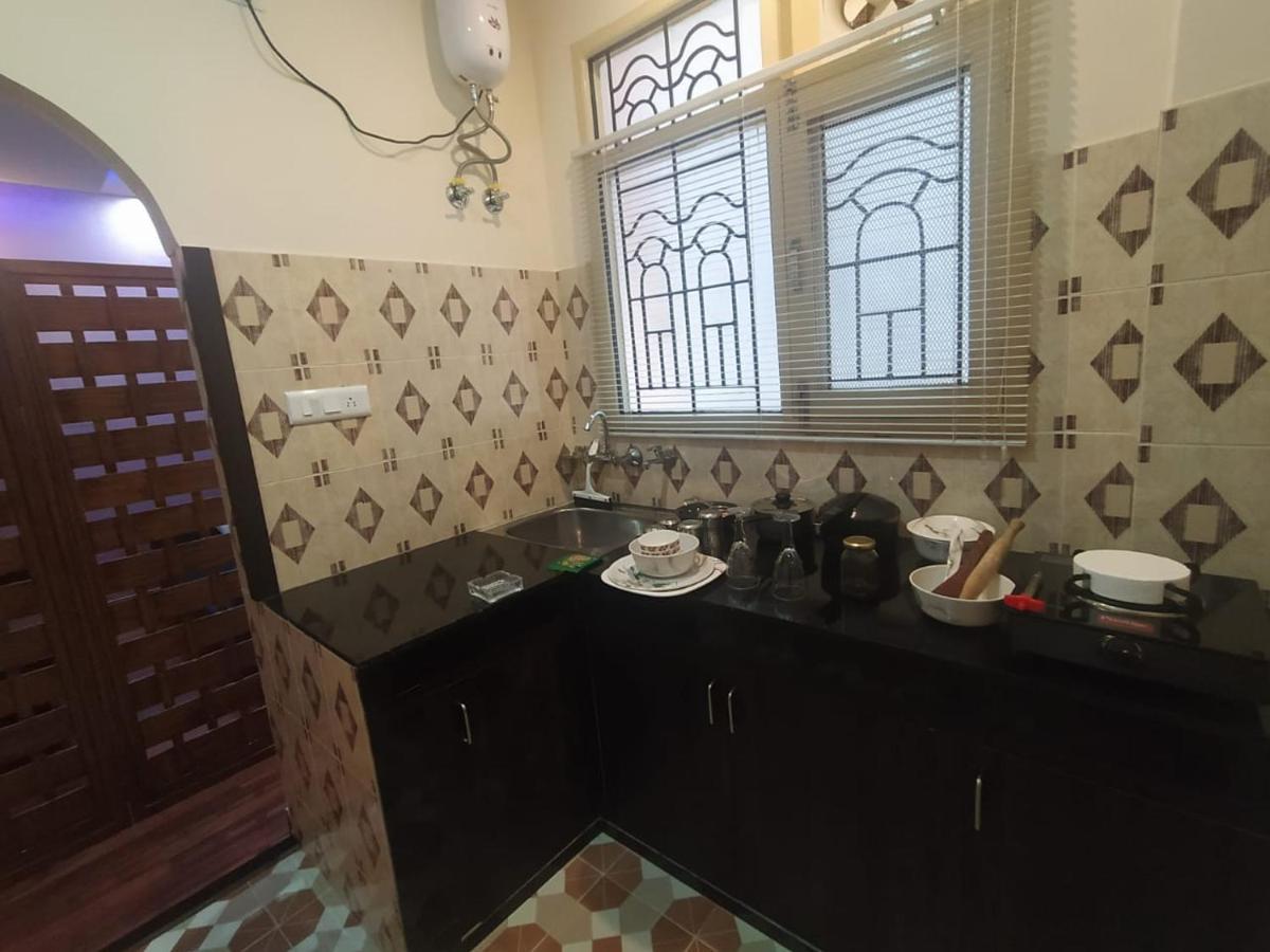 Deluxe Homestay Apartments With Kitchen In شيملا المظهر الخارجي الصورة
