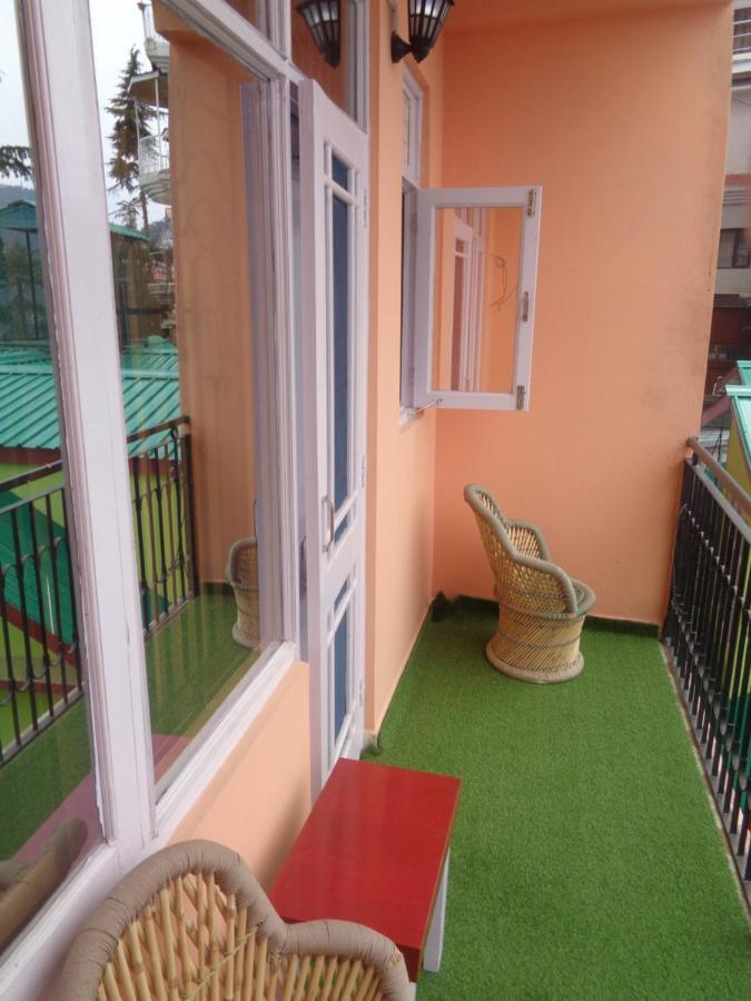Deluxe Homestay Apartments With Kitchen In شيملا المظهر الخارجي الصورة